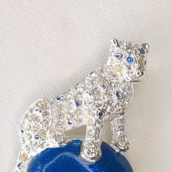 Napier Panther and Ball Rhinestone Brooch - Picture 3 of 12